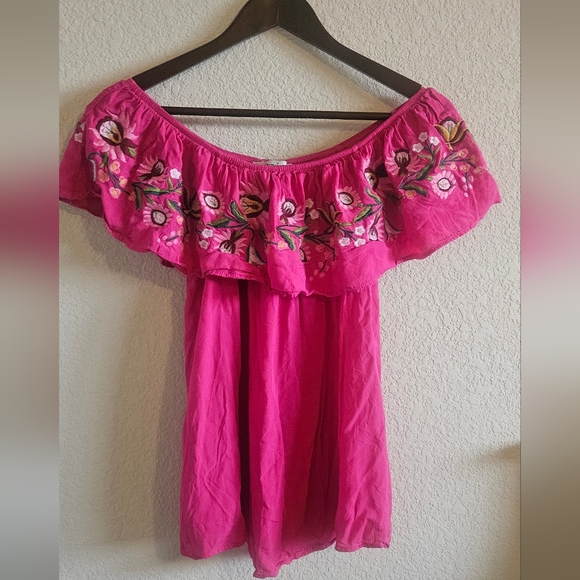 Off the shoulder embroidered top - Picture 4 of 4